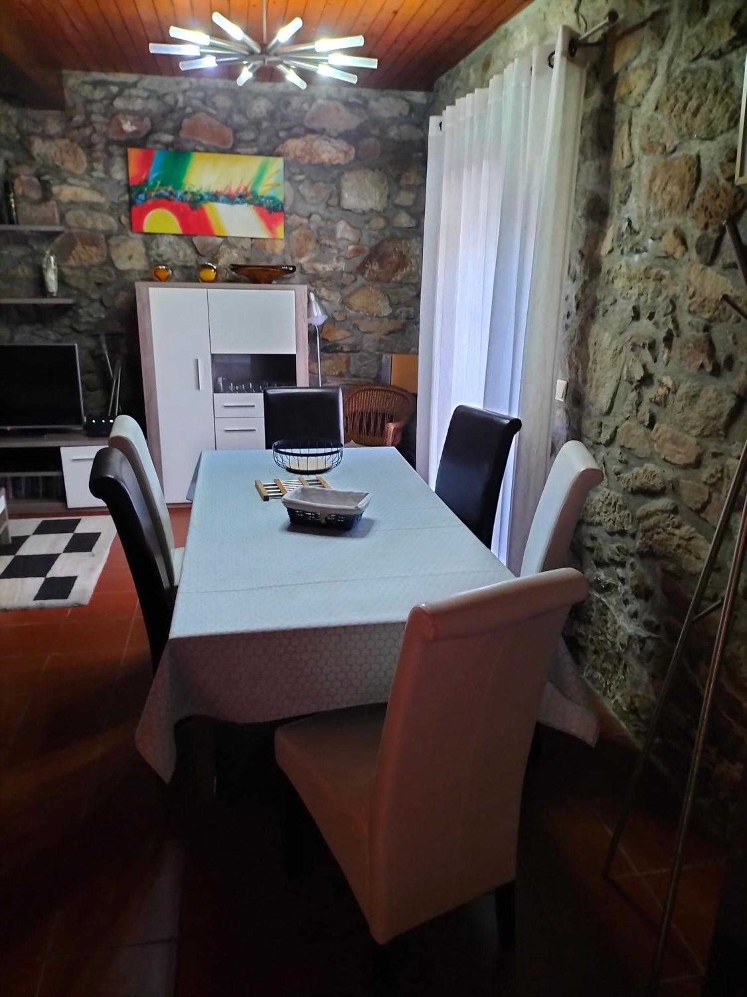Casa De Madeira E Pedra Villa Афифе Екстериор снимка